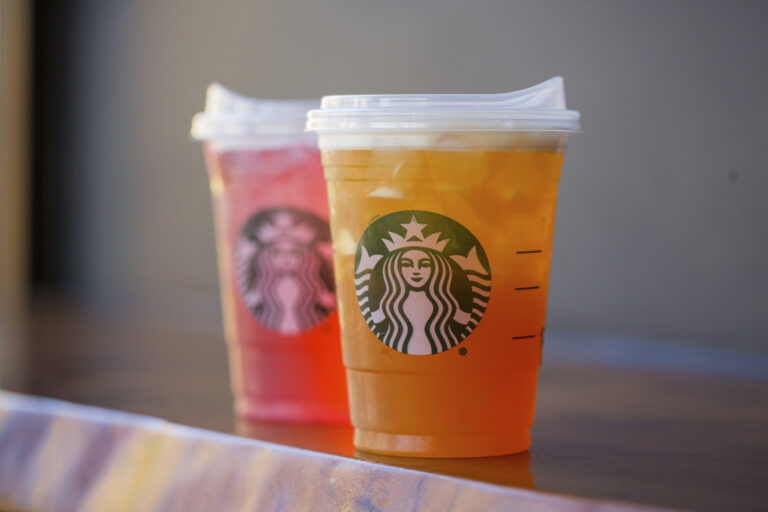 Cómo eliminar una cuenta de Starbucks